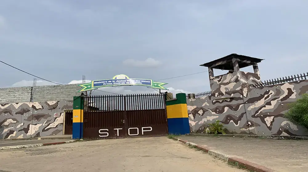 PRISON CENTRALE DE LIBREVILLE : CEREMONIE DE REMISE DE PROTECTIONS HYGIENIQUES 